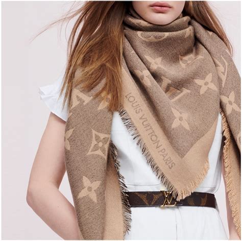 lv scarf outfit